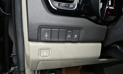Kia Canival 2015, 161812 км, за 6837.27 USD - фото 14