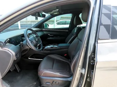 Hyundai Tucson 2023, 31350 км, за 18540.22 USD