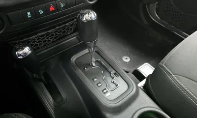 Jeep Wrangler 2014, 106902 км, за 10571.52 USD - фото 9