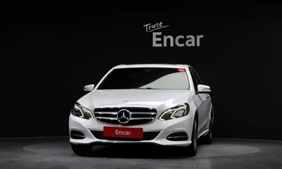 Mercedes-Benz E-Class 2016, 119413 км, за 8131.68 USD