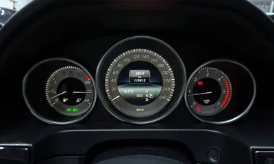 Mercedes-Benz E-Class 2016, 119413 км, за 8125.85 USD - фото 8