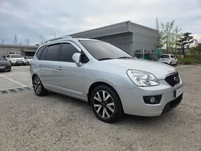 Kia Carens 2012, 90230 км, за 3216.49 USD - фото 6