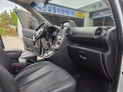 Kia Carens 2012, 90230 км, за 3216.49 USD - фото 16