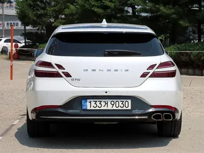 Genesis G70 2023, 52193 км, за 20954.54 USD