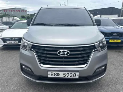 Hyundai Starex 2018, 46439 км, за 10856.14 USD