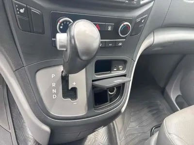 Hyundai Starex 2018, 46439 км, за 10856.14 USD - фото 9