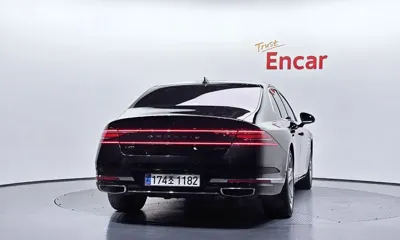 Genesis G90 2023, 55290 км, за 43554.56 USD