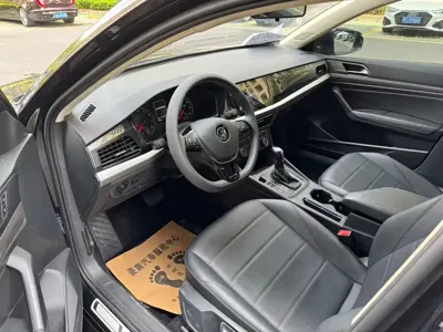 Volkswagen Lavida 2020, 57000 км, за 7136.41 USD