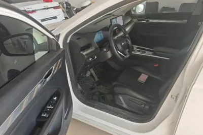 Geely Auto Emgrand L HiP 2022, 136100 км, за 7808 USD - фото 31