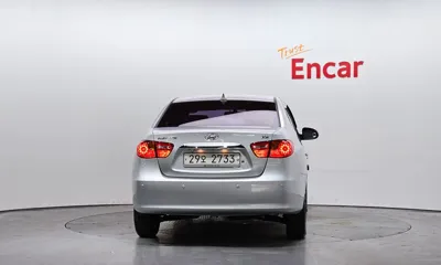 Hyundai Avante 2010, 61324 км, за 2313.59 USD