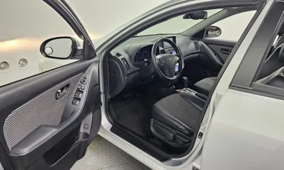 Hyundai Avante 2010, 61324 км, за 2313.59 USD - фото 11