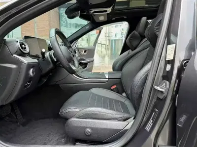 Mercedes-Benz C-Class 2022, 61000 км, за 26531.13 USD - фото 7