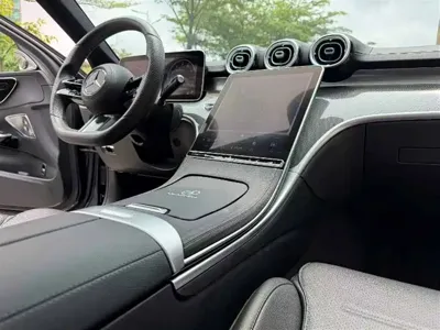 Mercedes-Benz C-Class 2022, 61000 км, за 26531.13 USD - фото 9