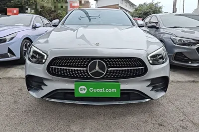 Mercedes-Benz E-Class 2022, 65400 км, за 35640 USD