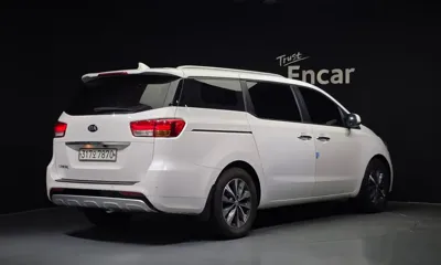 Kia Canival 2016, 184115 км, за 4726.27 USD