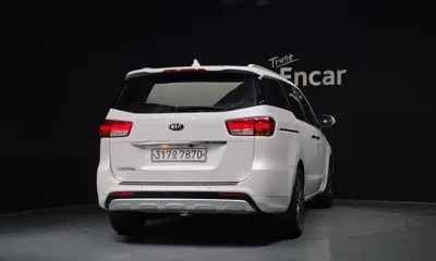 Kia Canival 2016, 184115 км, за 4726.27 USD
