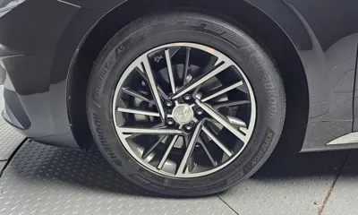 Hyundai Grandeur 2023, 67691 км, за 16657.86 USD