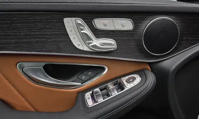 Mercedes-Benz GLC-Class 2022, 33137 км, за 32429.12 USD - фото 17
