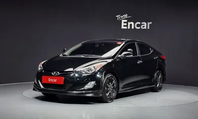 Hyundai Avante · 2013 год