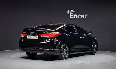 Hyundai Avante 2013, 125327 км, за 3610.35 USD