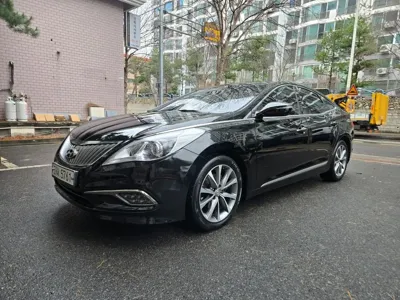 Hyundai Grandeur · 2015 год