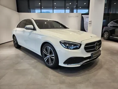 Mercedes-Benz E-Class 2021, 34740 км, за 23419.22 USD