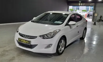 Hyundai Avante · 2012 год
