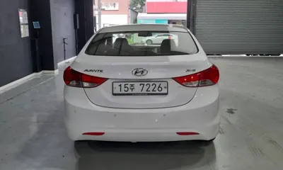 Hyundai Avante 2012, 156825 км, за 2593.77 USD