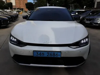Kia EV6 2023, 19403 км, за 5776.74 USD