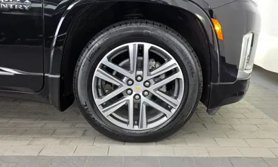 ChevroletGMDaewoo Traverse 2022, 4966 км, за 24222.13 USD