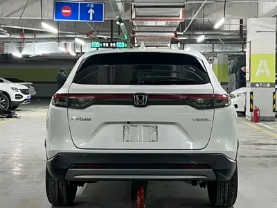 Honda Vezel 2023, 6000 км, за 18241.01 USD