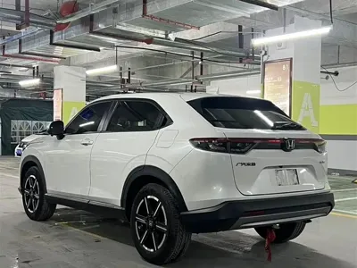 Honda Vezel 2023, 6000 км, за 18241.01 USD - фото 6