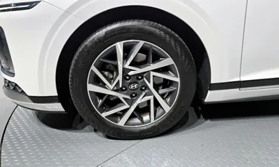 Hyundai Grandeur 2023, 40671 км, за 19079.24 USD