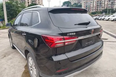 Roewe RX5 2016, 81600 км, за 4986 USD