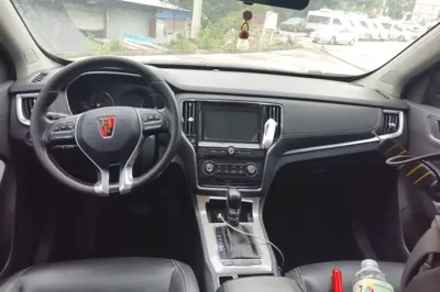 Roewe RX5 2016, 81600 км, за 4986 USD - фото 12