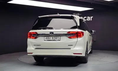 Honda Odyssey 2018, 81405 км, за 14236.73 USD