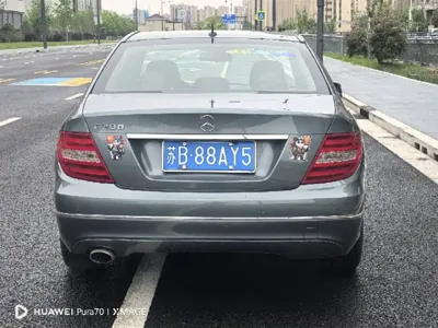 Mercedes-Benz C-Class 2012, 120000 км, за 4672.56 USD
