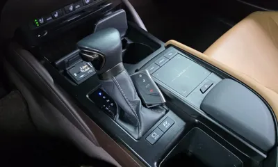 Lexus ES 2021, 75974 км, за 22646.71 USD - фото 9
