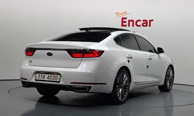 Kia K7 2017, 116766 км, за 7469.28 USD