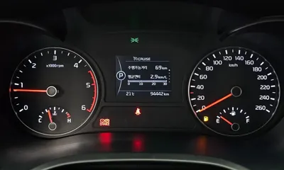 Kia K5 2017, 94442 км, за 5448.34 USD - фото 8