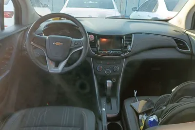 Chevrolet Trax 2018, 104800 км, за 6903 USD - фото 12