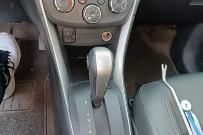 Chevrolet Trax 2018, 104800 км, за 6903 USD - фото 16