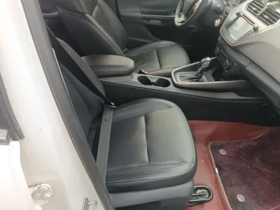 Ford Escort 2015, 110300 км, за 4801 USD - фото 4