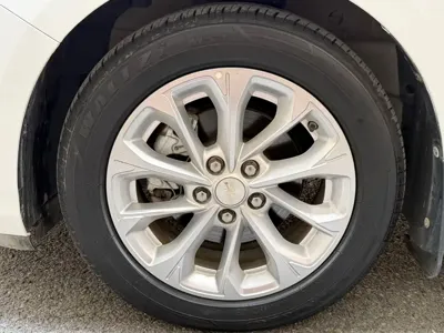 Chevrolet Monza 2023, 18000 км, за 9266.71 USD - фото 23