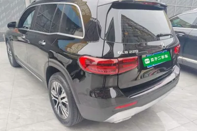 Mercedes-Benz GLB 2024, 20900 км, за 28244 USD