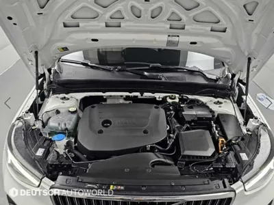 Volvo XC40 2025, 18841 км, за 27947.9 USD - фото 6
