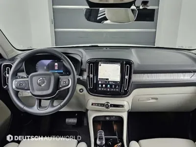Volvo XC40 2025, 18841 км, за 27947.9 USD - фото 7