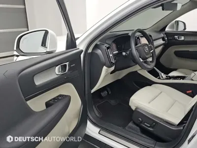 Volvo XC40 2025, 18841 км, за 27947.9 USD - фото 11