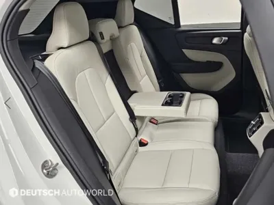 Volvo XC40 2025, 18841 км, за 27947.9 USD - фото 12