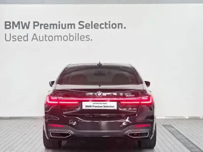 BMW 7-Series 2021, 107880 км, за 30062.76 USD